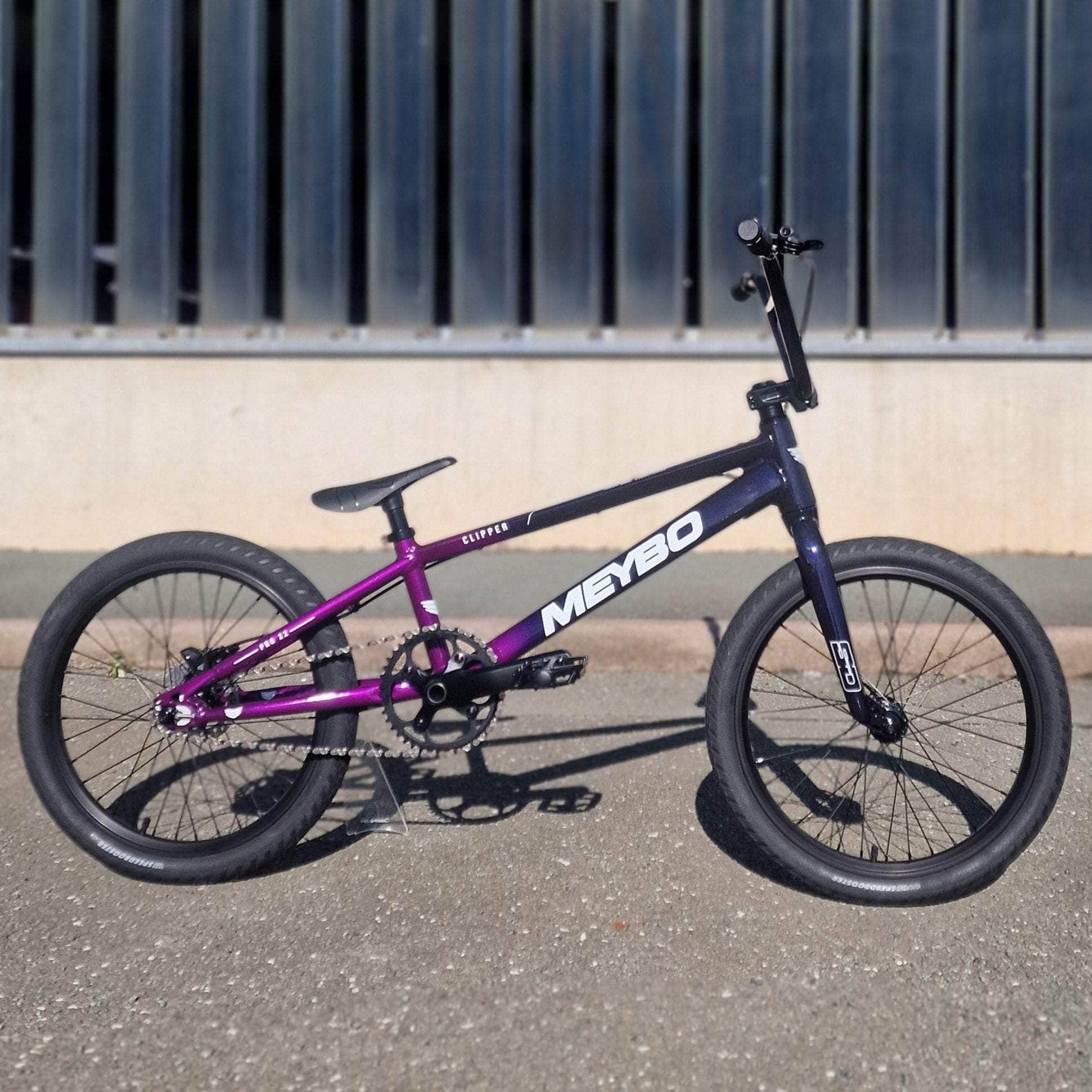 mon cave-BMX-手渡しのみ Meybo 2025 Clipper Disc Pro 22 BMX Race Bike Purple / Navy | Alans BMX