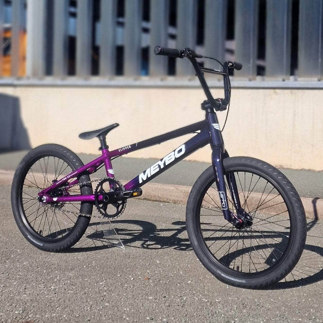 Meybo BMX Racing Bikes Meybo 2025 Clipper Disc Pro 22" TT Race Bike Purple / Black