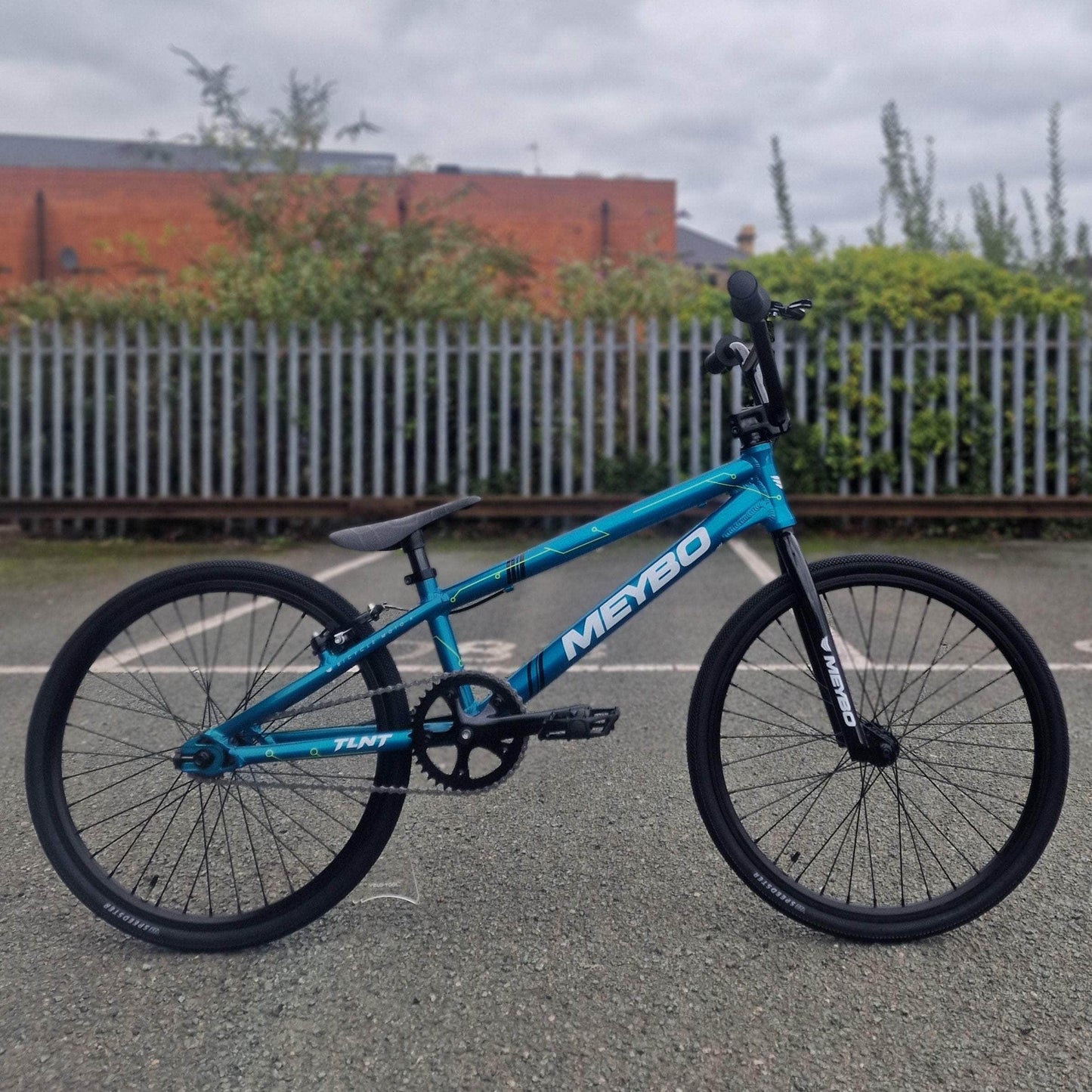 Meybo BMX Racing Bikes Meybo 2025 TLNT Expert Race Bike Blue / Yellow / White