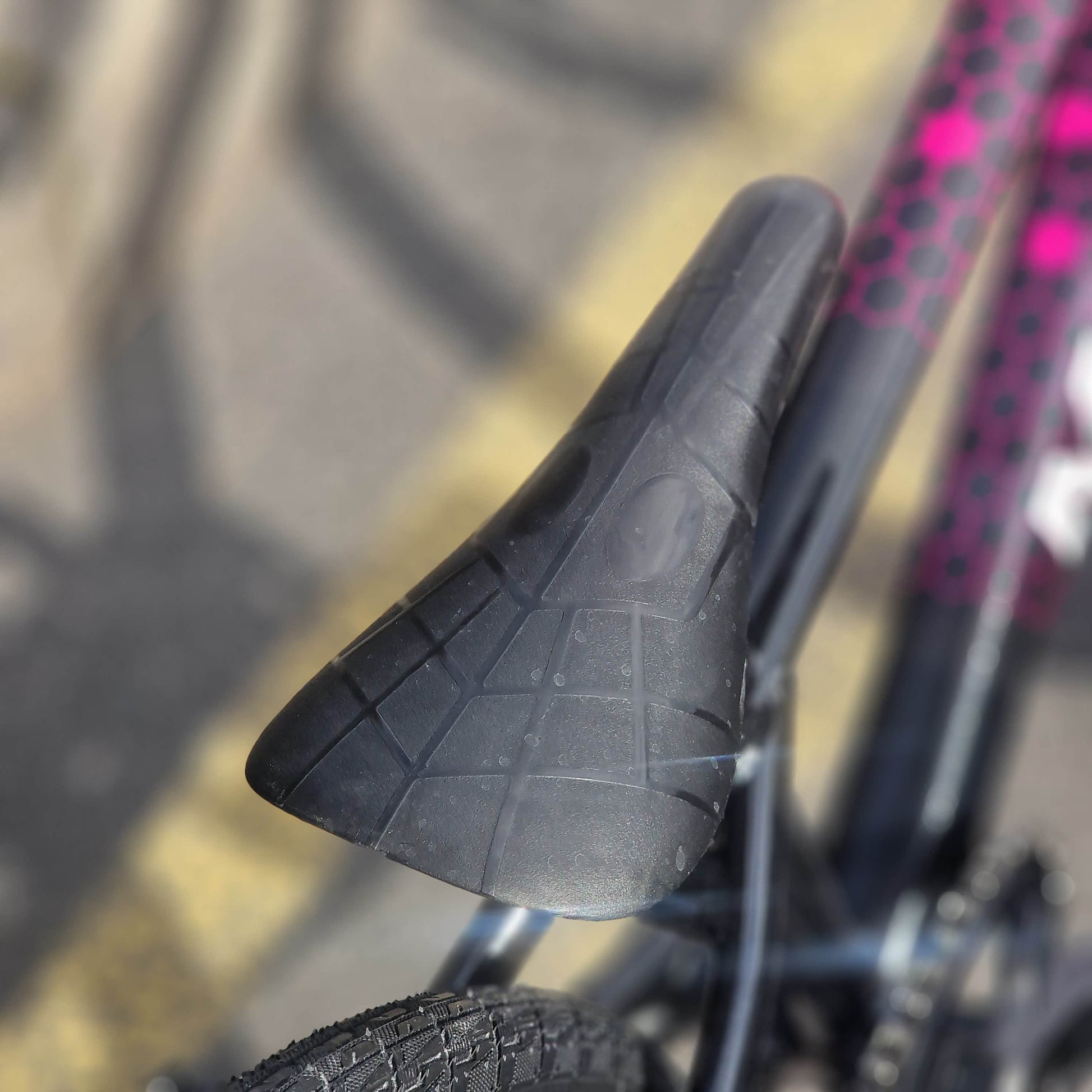 Meybo BMX Racing Bikes 24" Cruiser Meybo 2026 Clipper Disc 24 Inch Pro Cruiser Race Bike Black / Pink / White