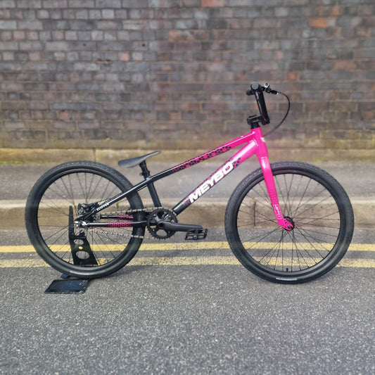 Meybo BMX Racing Bikes 24" Cruiser Meybo 2026 Clipper Disc 24 Inch Pro Cruiser Race Bike Black / Pink / White