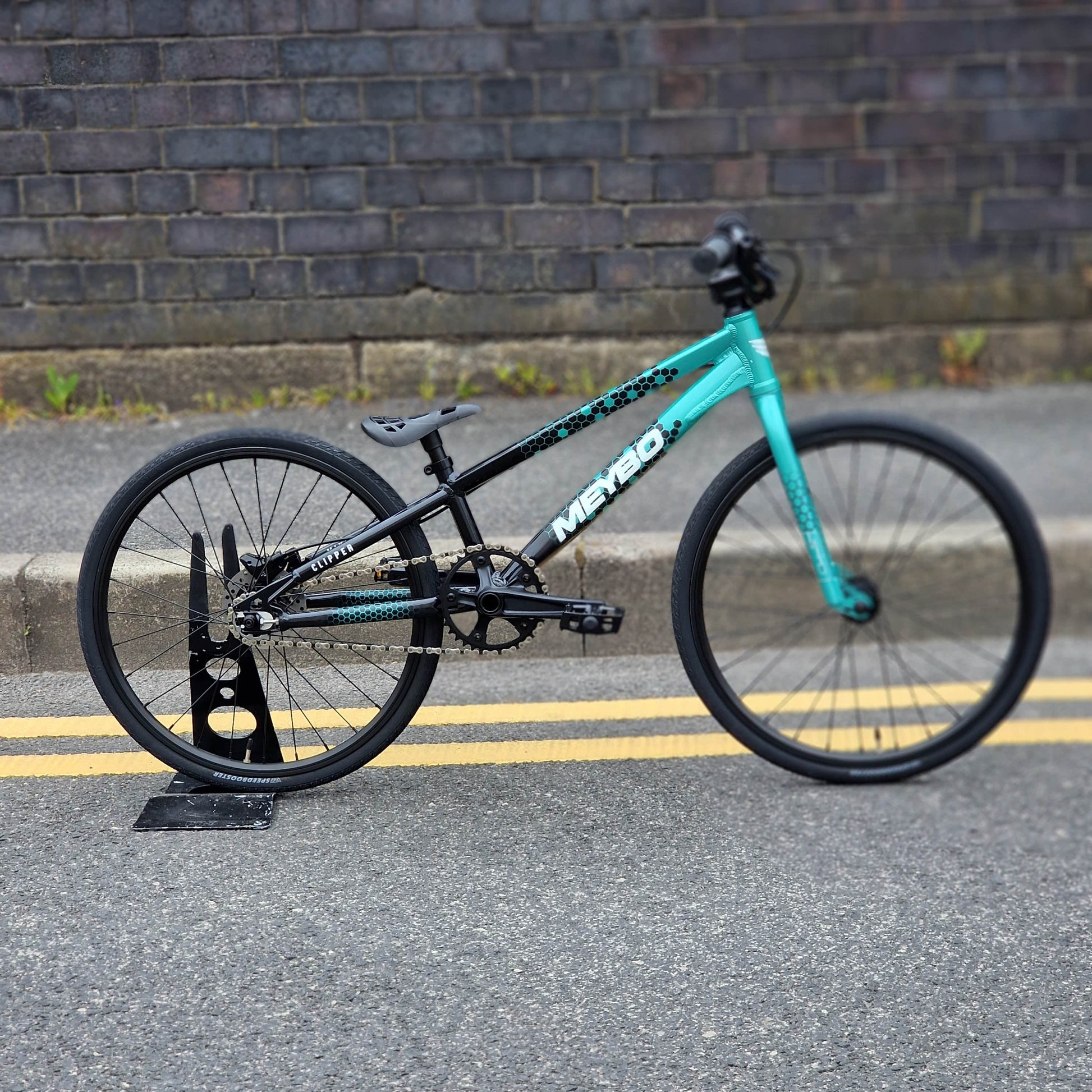 Meybo BMX Racing Bikes Mini Meybo 2026 Clipper Disc Mini Race Bike Black / Green / White