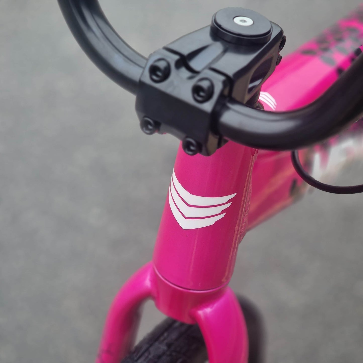Meybo BMX Racing Bikes Meybo 2026 Clipper Disc Pro 21" TT Race Bike Black / Pink / White