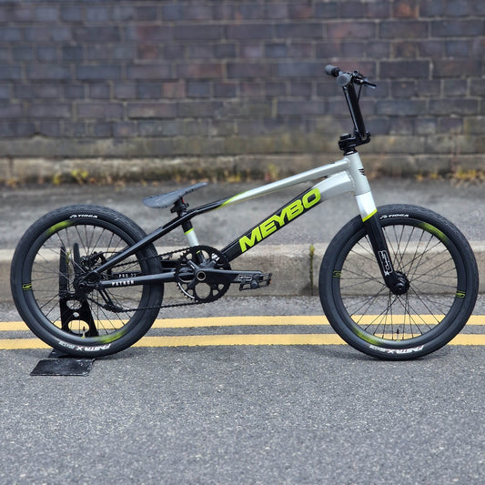 Meybo BMX Racing Bikes Pro 22 Meybo 2026 Patron Pro 22" TT Race Bike Black / Grey / Lime