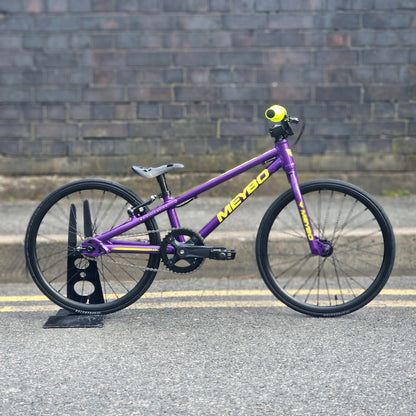 Meybo BMX Racing Bikes Micro Meybo 2026 Rascal Micro 18" Race Bike Purple / Neon Yellow