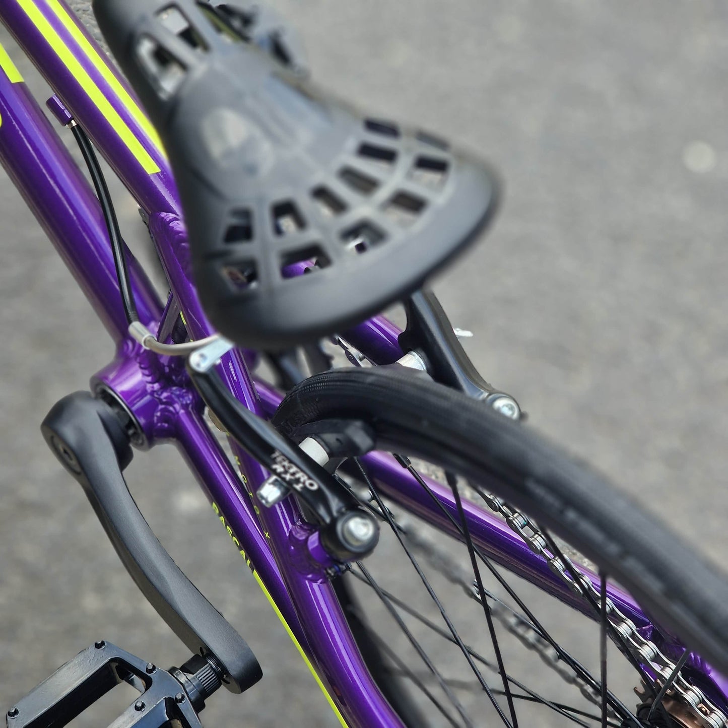 Meybo BMX Racing Bikes Micro Meybo 2026 Rascal Micro 18" Race Bike Purple / Neon Yellow
