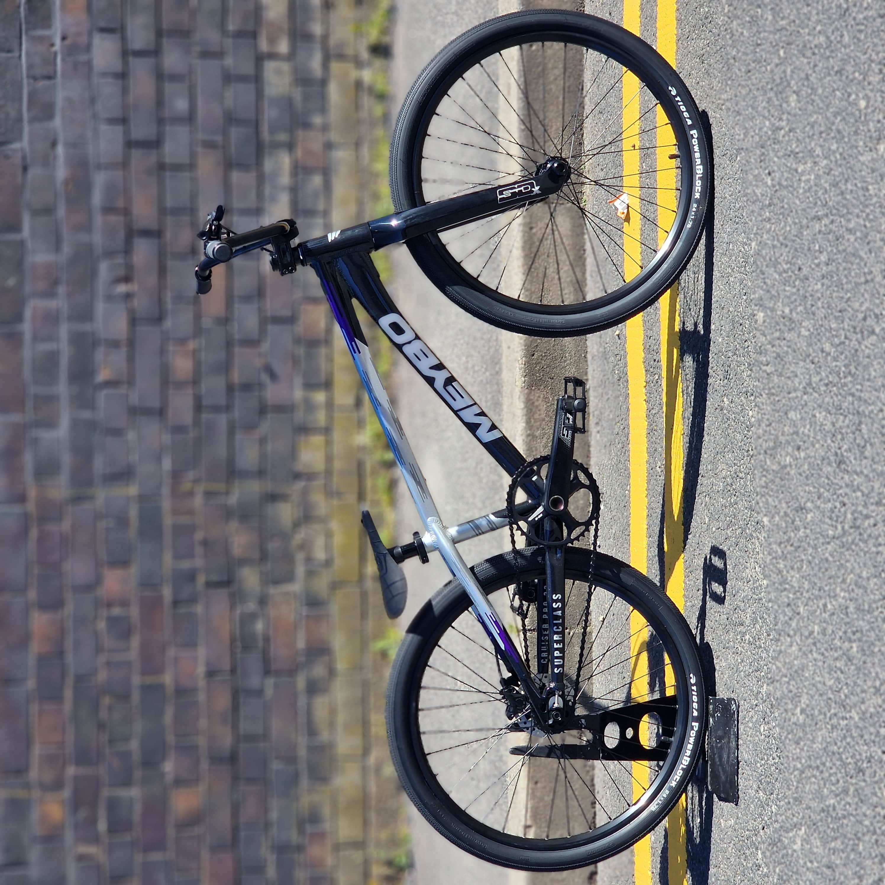 24 Inch Cruiser BMX Race Bikes | Alans BMX