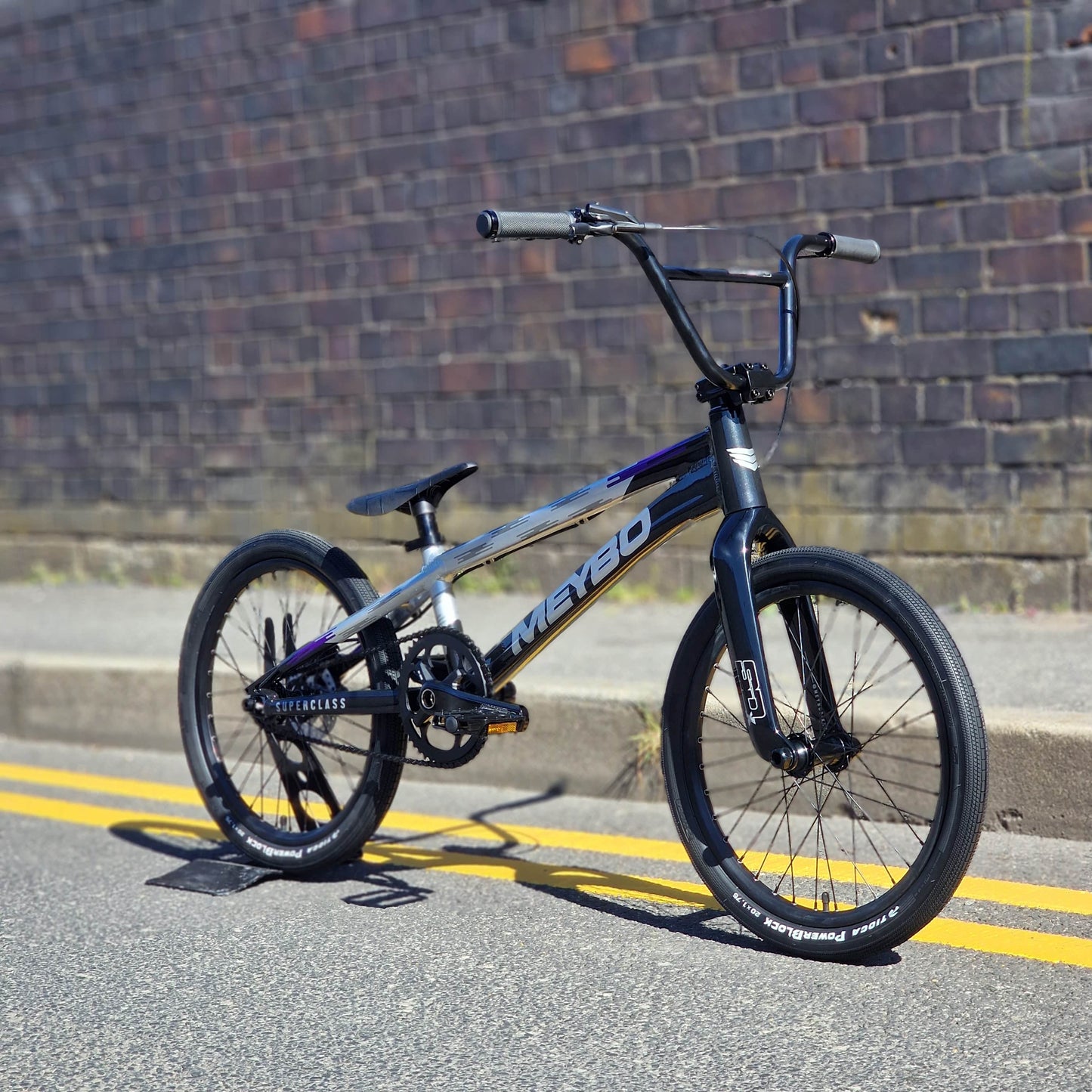 Meybo BMX Racing Bikes Pro 22 Meybo 2026 Superclass Pro 22" TT Race Bike Black / Grey / Purple