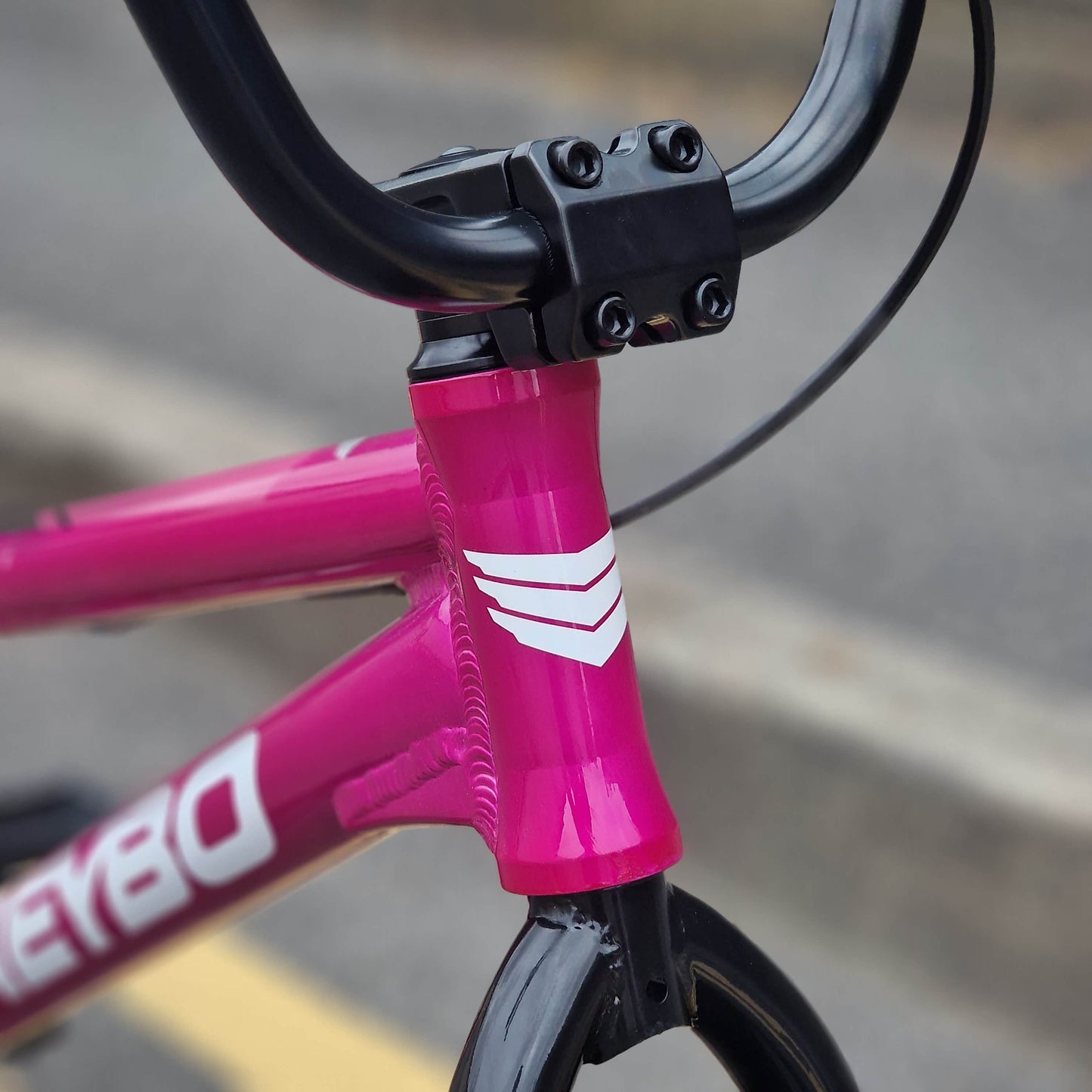 Meybo BMX Racing Bikes Pro 21.5 Meybo 2026 TLNT Pro 21.5" TT Race Bike Pink / White / Black
