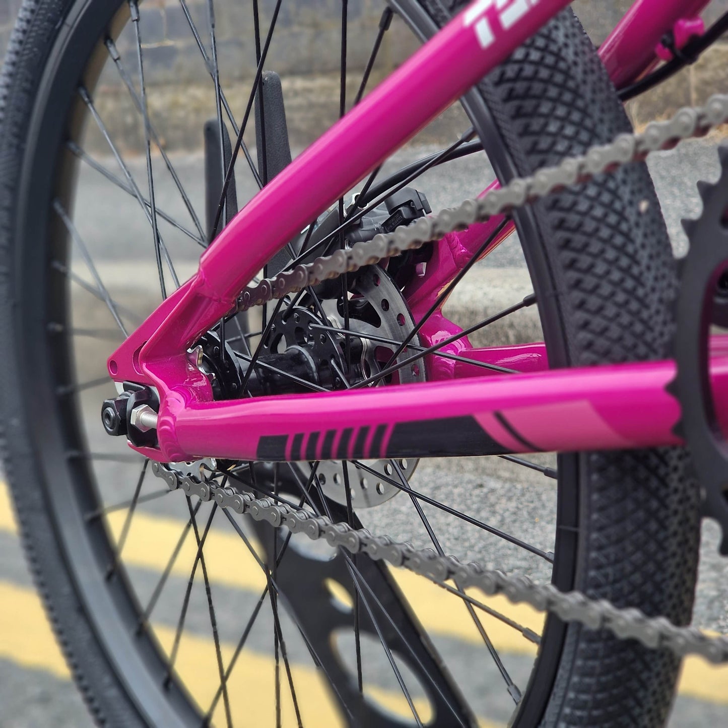 Meybo BMX Racing Bikes Pro 21.5 Meybo 2026 TLNT Pro 21.5" TT Race Bike Pink / White / Black