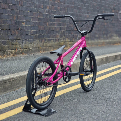 Meybo BMX Racing Bikes Pro 21.5 Meybo 2026 TLNT Pro 21.5" TT Race Bike Pink / White / Black
