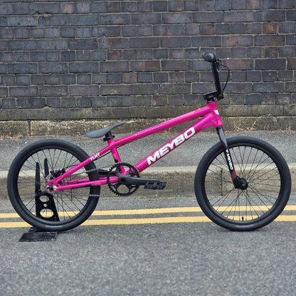 Meybo BMX Racing Bikes Pro 21.5 Meybo 2026 TLNT Pro 21.5" TT Race Bike Pink / White / Black