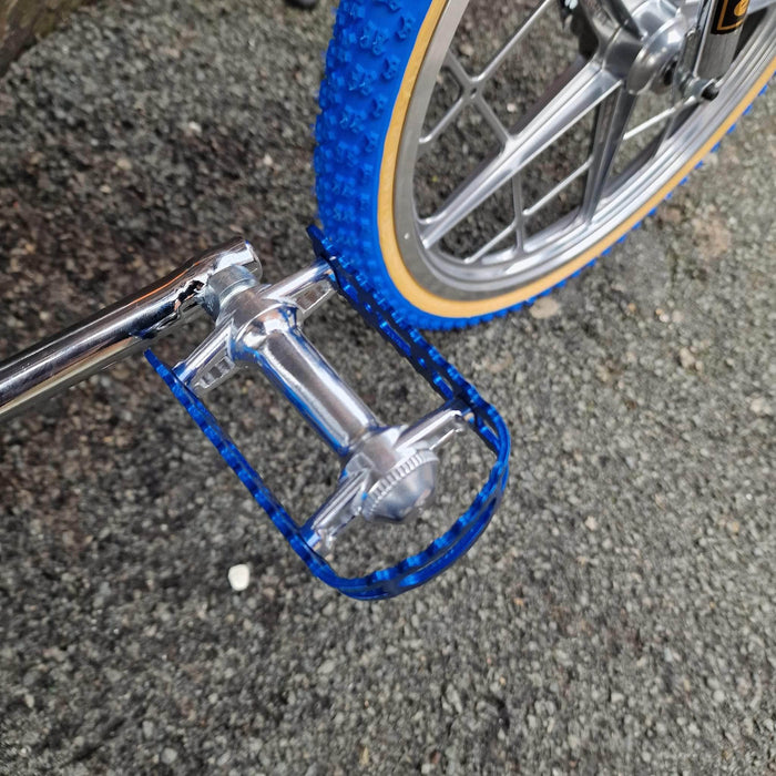 Mongoose Old School BMX Chrome / Blue Mongoose 1982 California Special Bike with Motomag Wheels Chrome