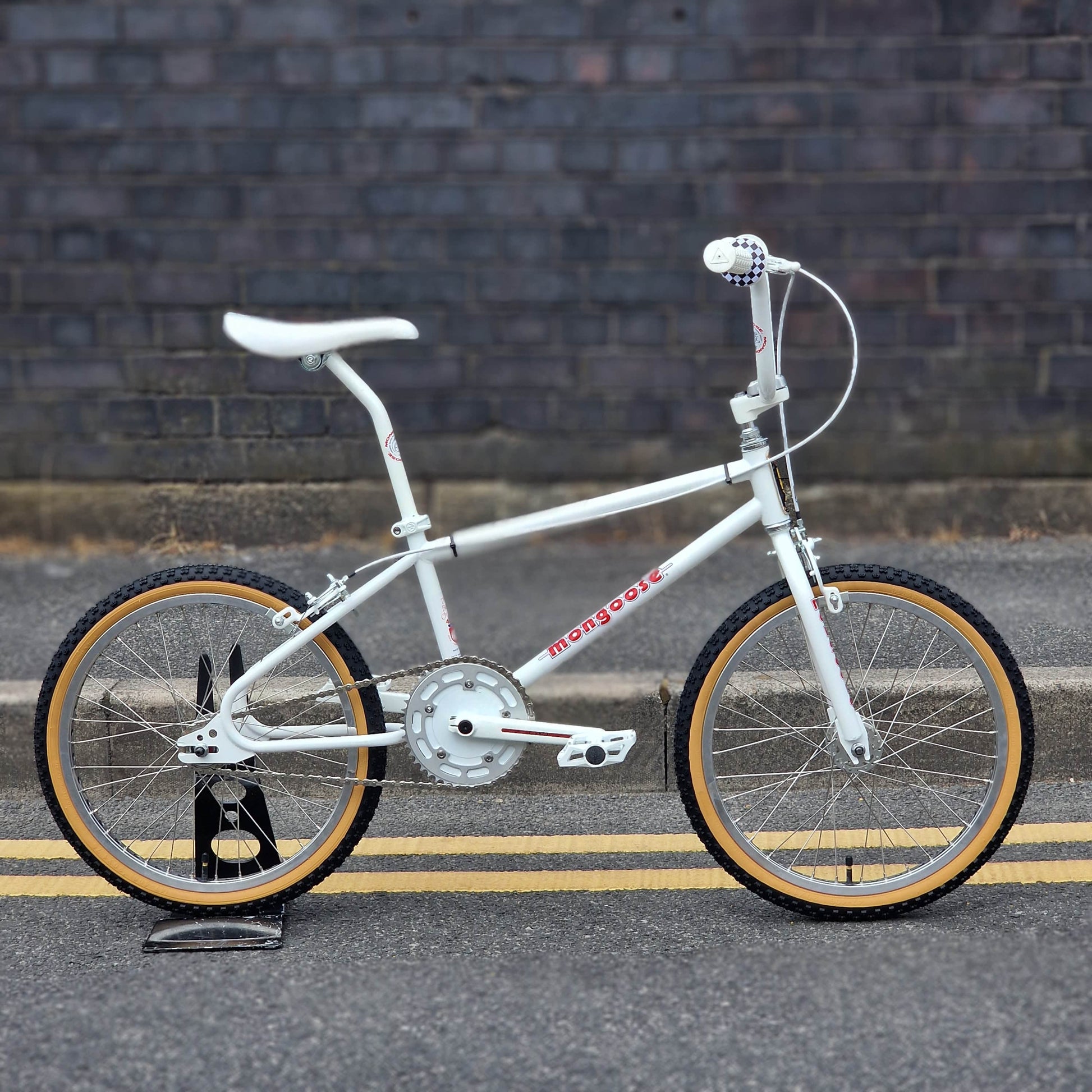 Mongoose Old School BMX Bikes White Mongoose 1986 Californian TC Bike White
