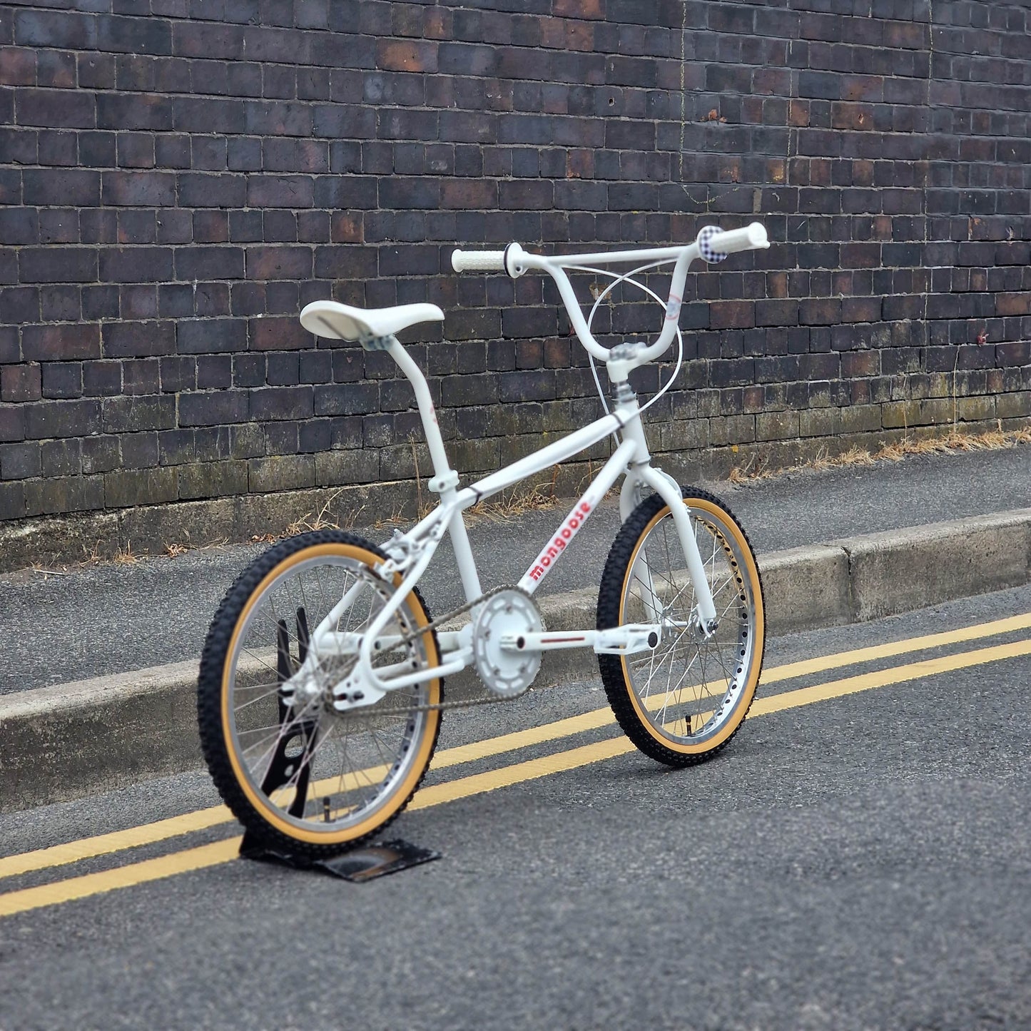Mongoose Old School BMX Bikes White Mongoose 1986 Californian TC Bike White
