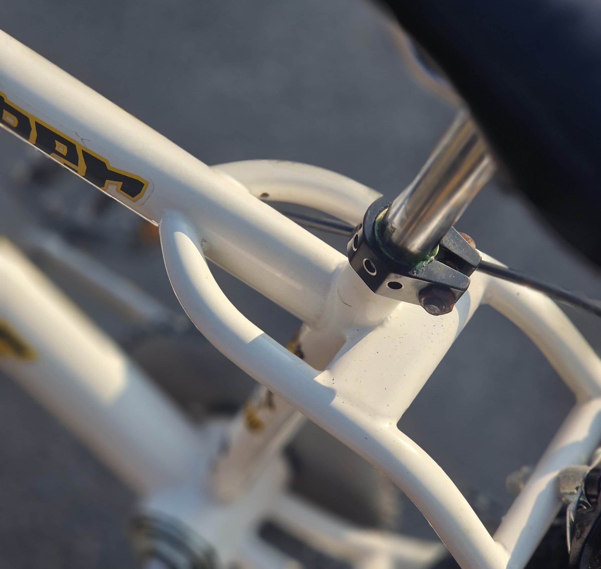 Mongoose Old School BMX Bikes White Mongoose 1998 Sniper Bike White Previously Owned