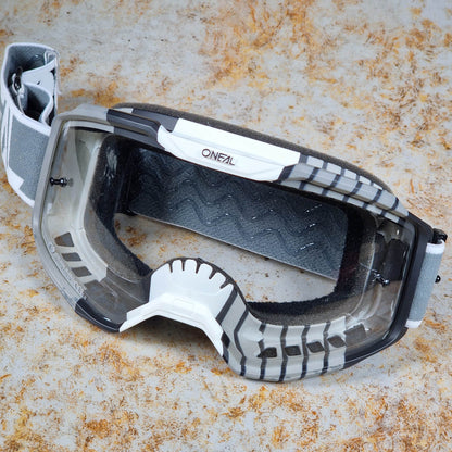 O'Neal BMX Racing Grey/White/Black w/Clear Lens O'Neal B-10 Duplex Goggles