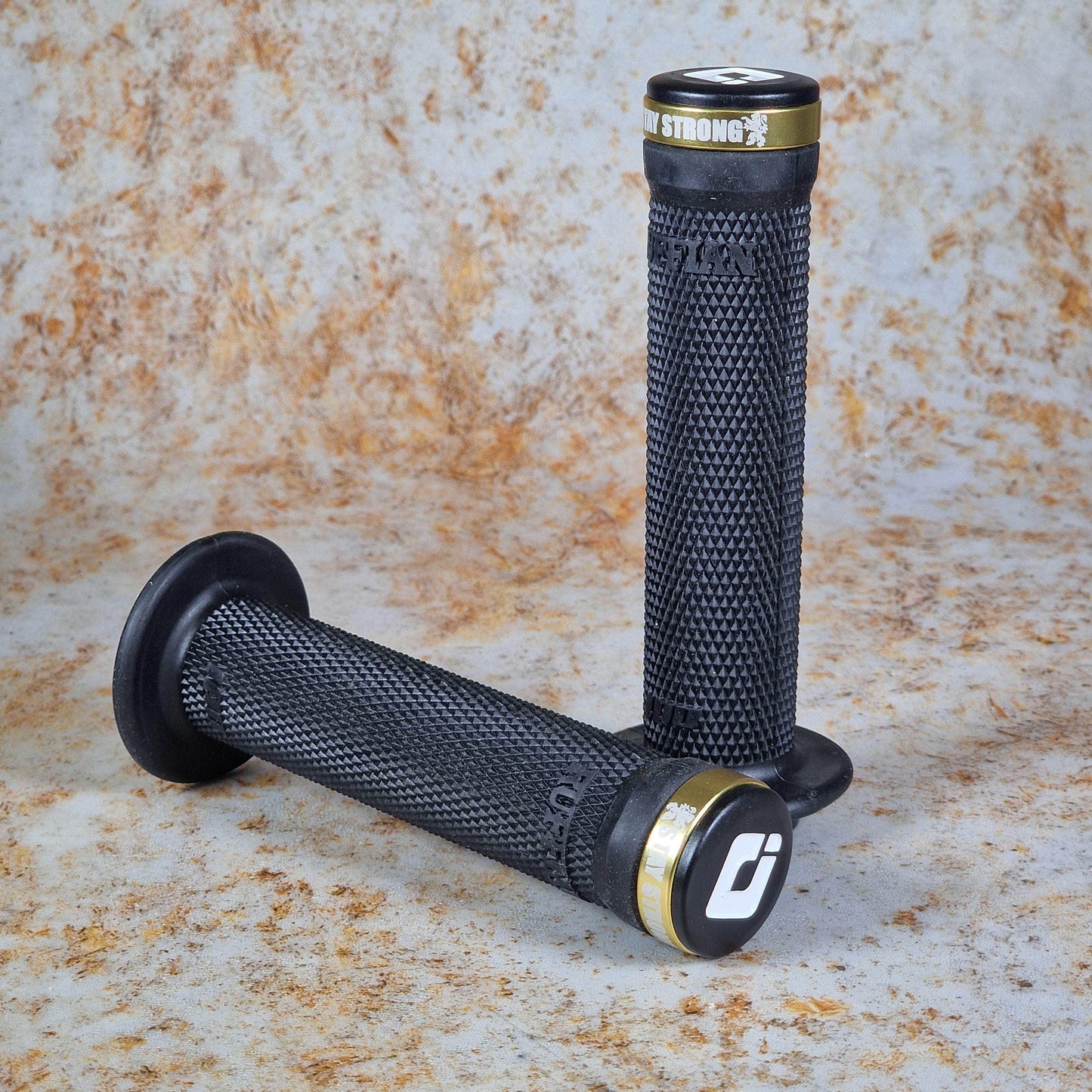 ODI BMX Parts ODI Stay Strong Lock-On Grips Black/Gold