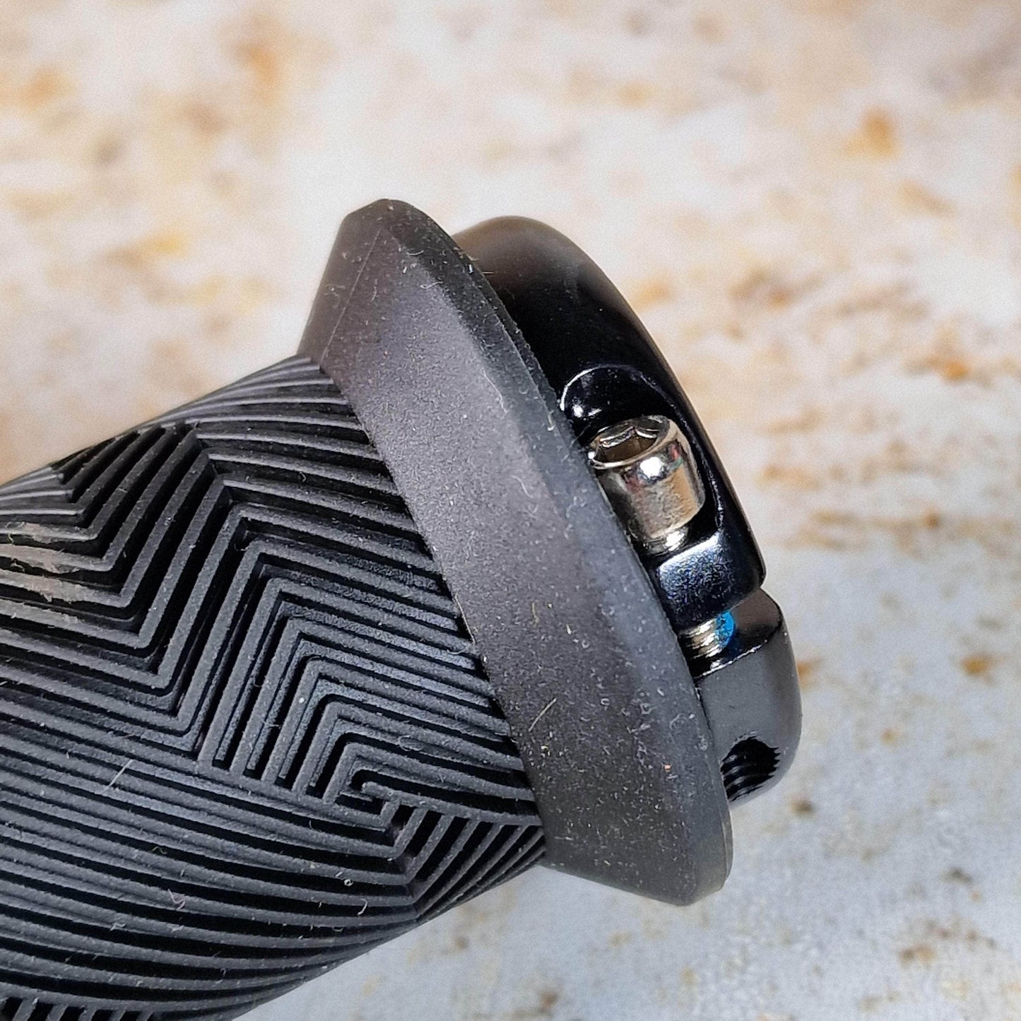ODI BMX Racing Black ODI Tangent Contour Lock-On 135mm Grips Black