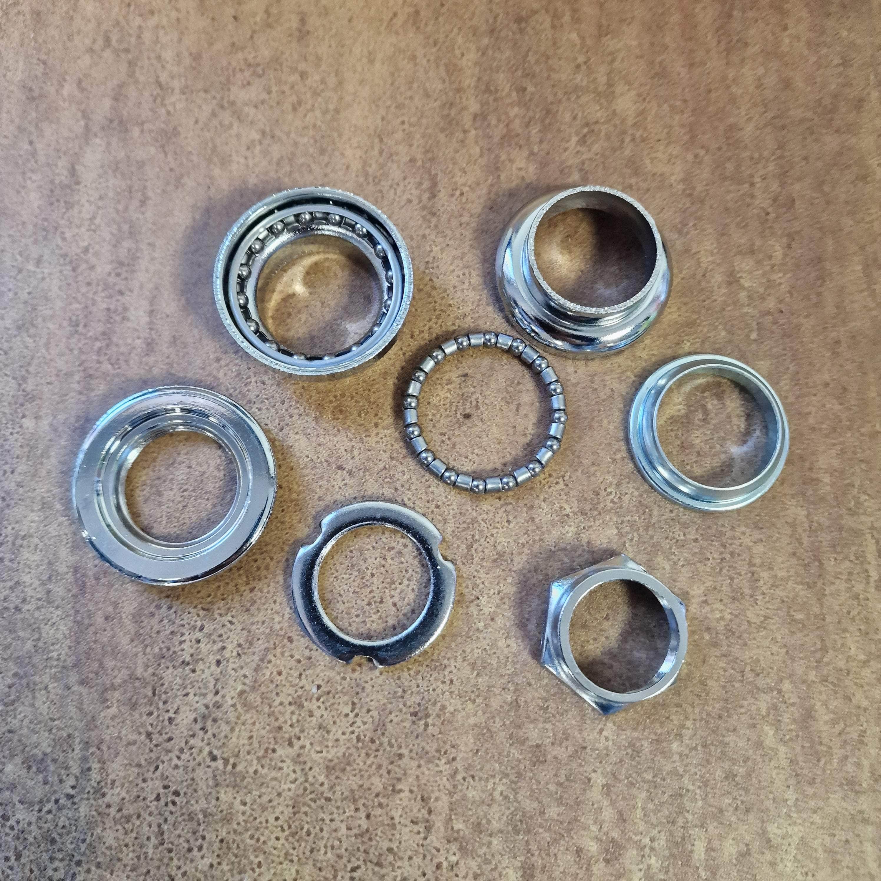 thumbnail image 2 of Neco Purple Alloy Old School BMX Headset - 1" Threaded, 32.5mm Cups (HSIMH671*9) 2 of 3