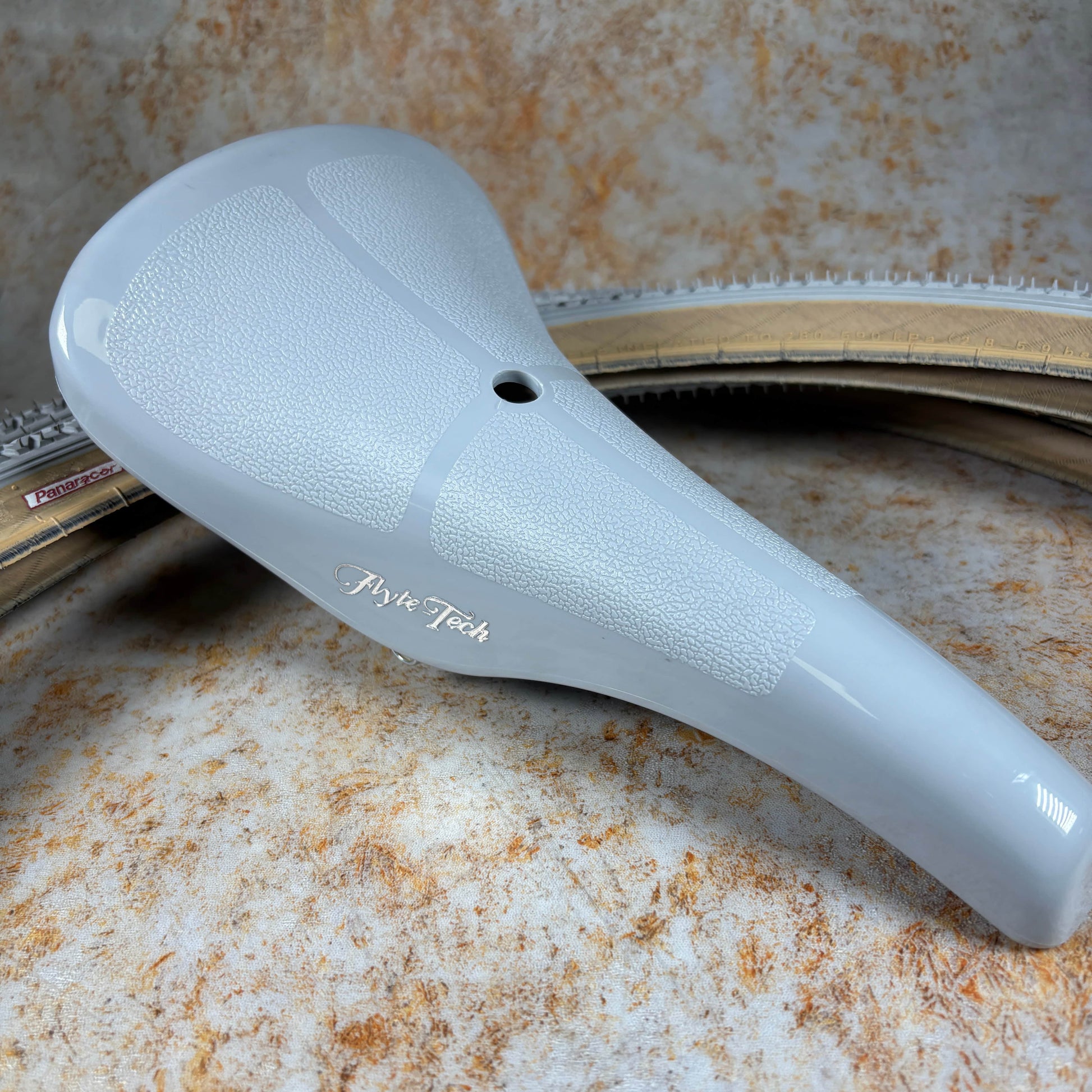 Alans BMX Panaracer Tyres / Flyte Tech Seat / Kastan Grips Kit