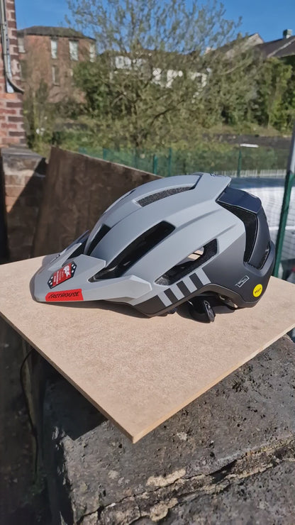 Bell 4Forty Air Mips MTB Helmet Fasthouse Black / Grey