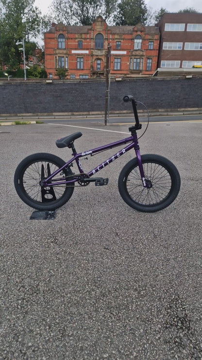 Division Blitzer 18 Inch Bike Metal Purple