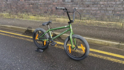 We The People CRS 18 Inch Bike Goblin Green