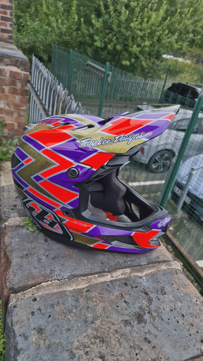 Troy Lee Designs D4 Carbon Helmet Flush Violet