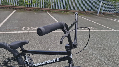 United Recruit 20.25" TT Bike Gloss Black