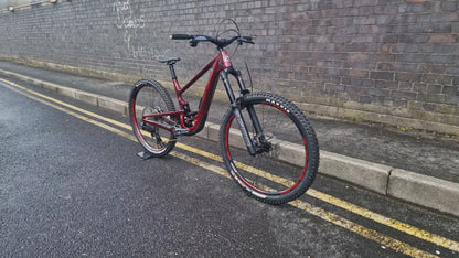 Rocky Mountain Altitude Carbon 70 Full Suspension Mountain Bike Purple / Red