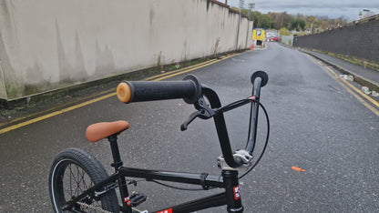 Fit Bike Co 2026 Misfit 18 Inch Gloss Black