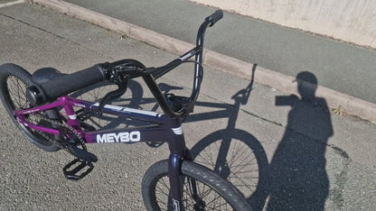 Meybo 2025 Clipper Disc Pro 22" TT Race Bike Purple / Navy