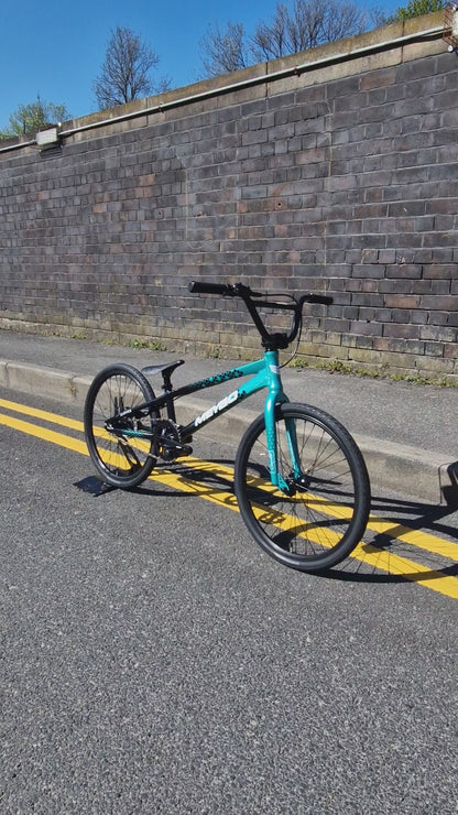 Meybo 2026 Clipper Disc Expert XL Race Bike Black / Green / White