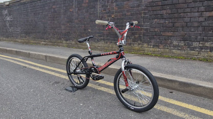 Diamond Back 1998 Venom Bike Black/Red Previously Owned