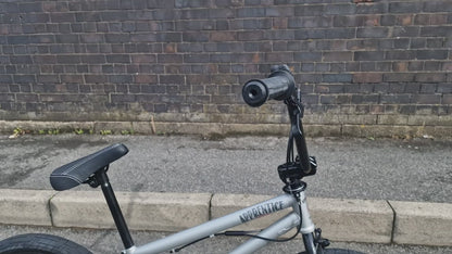 Colony Apprentice 18.9" TT Flatland Bike Matte Apple Silver