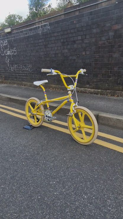 GT 1986 Pro Performer Bike Yellow / White Previously Owned