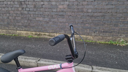 Cult Juvenile 16 Inch Bike Pink