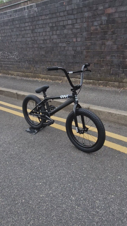 Cult 2027 Juvenile 18 Inch Bike Black