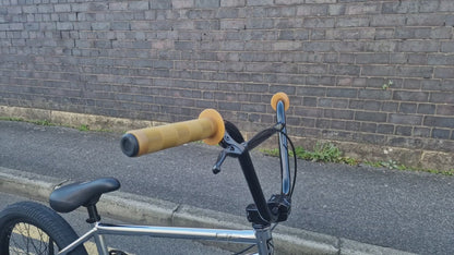 Fit Bike Co 2026 Flow 21.25" TT Bike Chrome