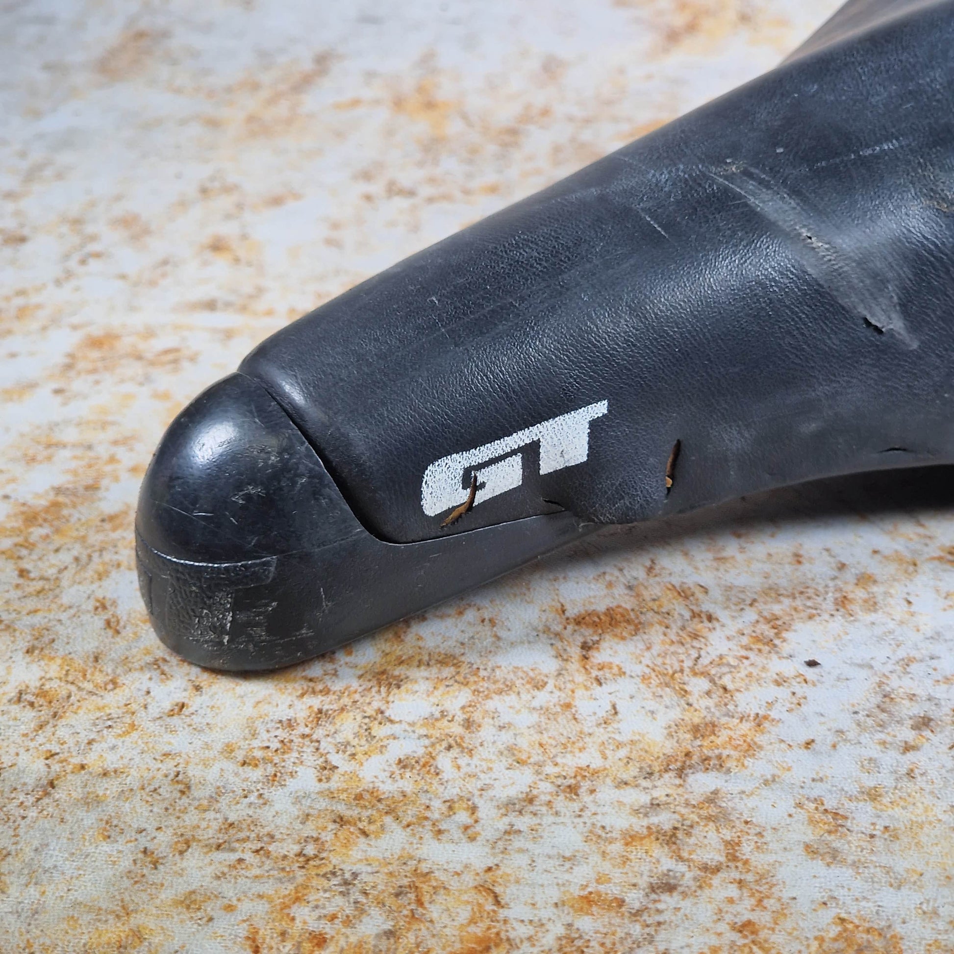 Alans BMX Previously owned DAMAGED GT Seat Black