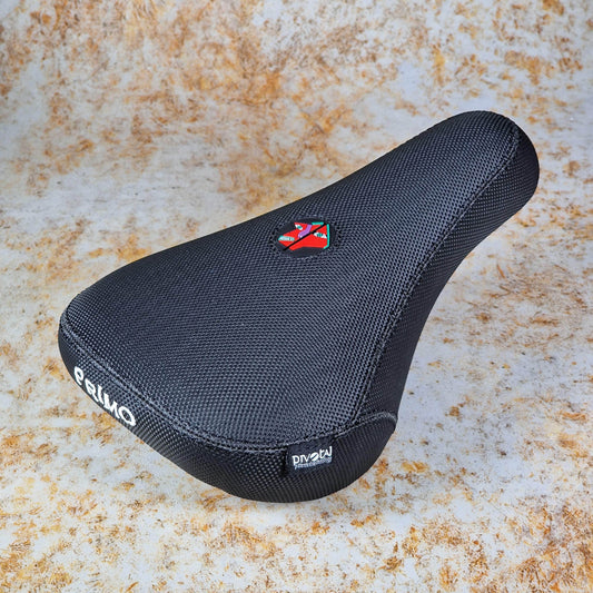 Primo Black Primo Yumi Mid Pivotal Seat