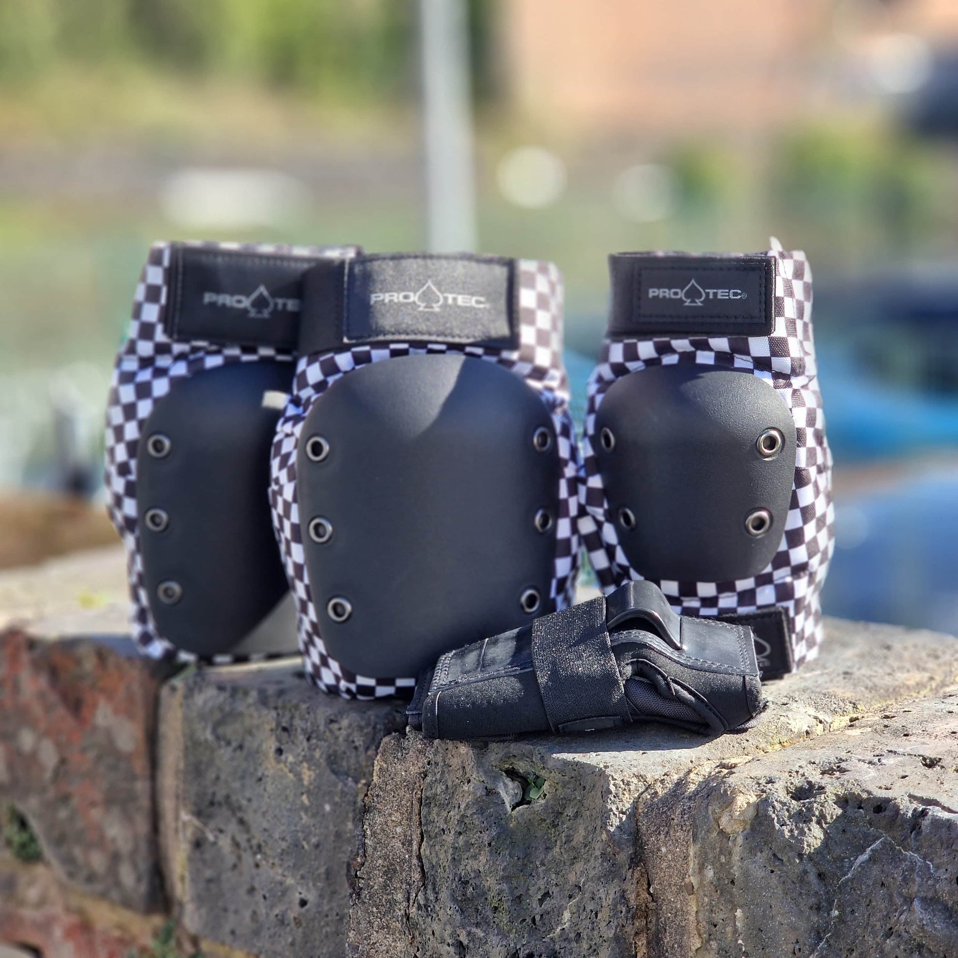 Pro-Tec Protection Pro-Tec Street Gear Junior 3-Pack Pad Knee Elbow Wrist Set Checker