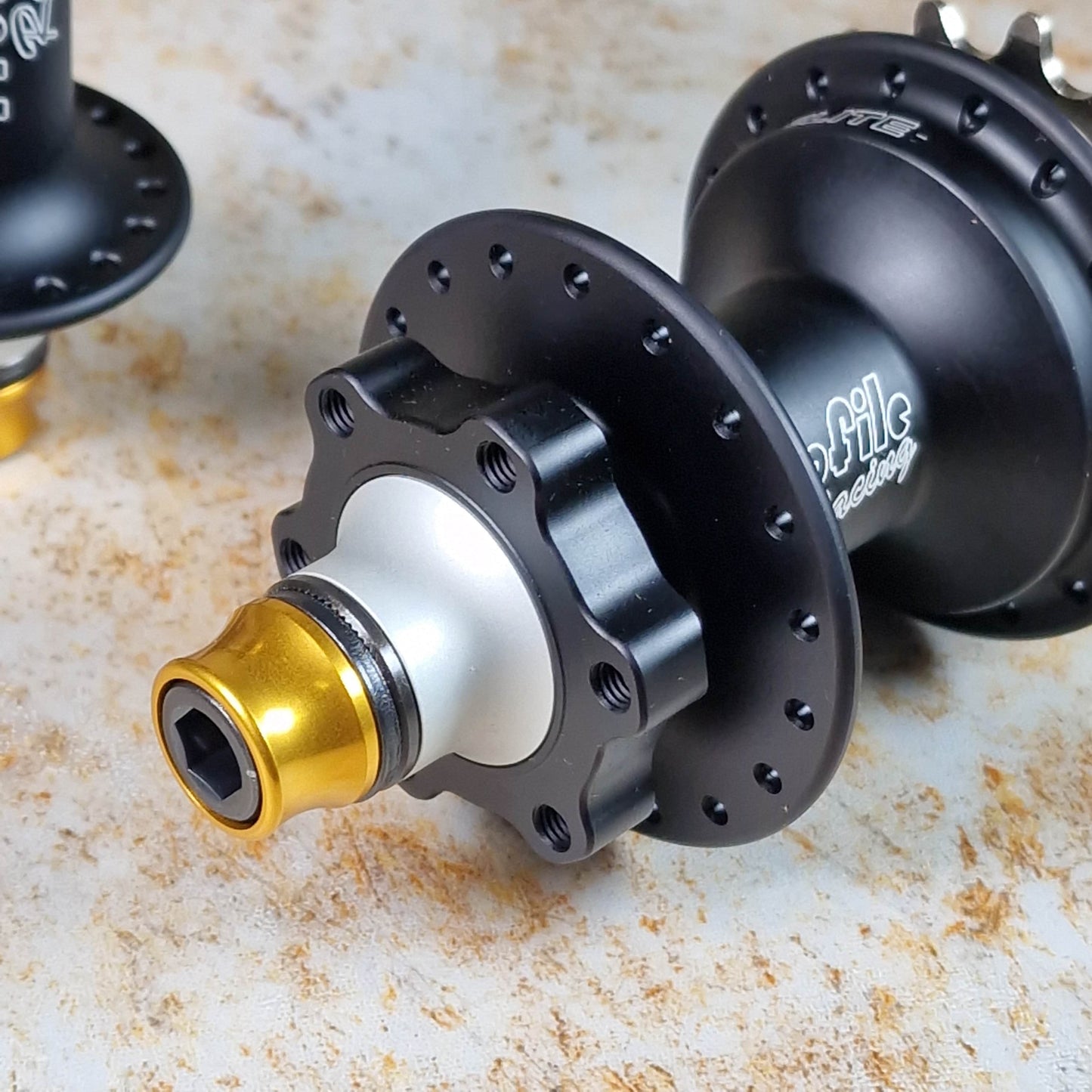 Profile Racing BMX Parts F1 Series / Right Hand Drive Profile Racing Elite DISC Hubset Limited Edition F1 Colourway