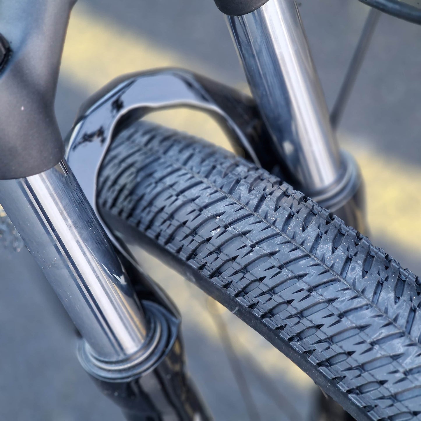 Radio BMX Bikes Graphit Silver Radio Asura Pro 26 Inch Dirt Jump Bike Graphit Silver