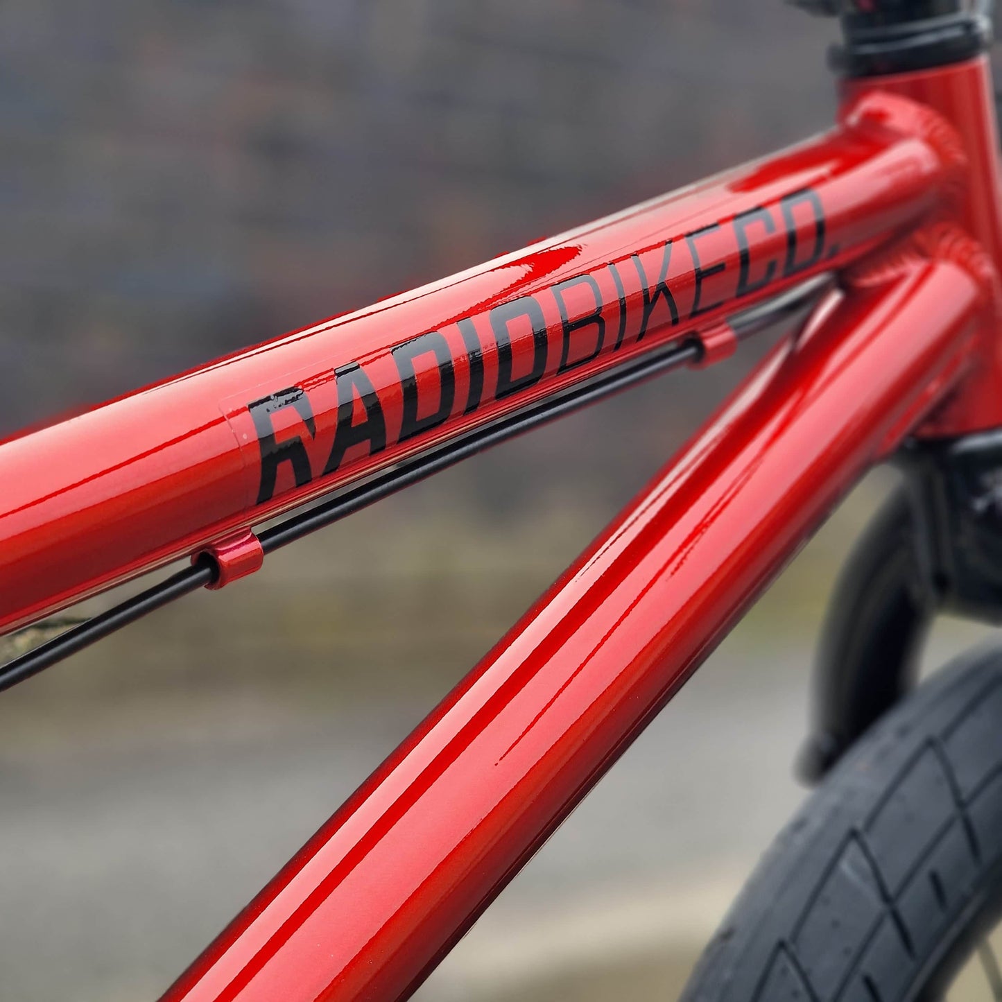 Radio BMX Bikes Candy Red Radio Dice 20 Inch Bike Candy Red