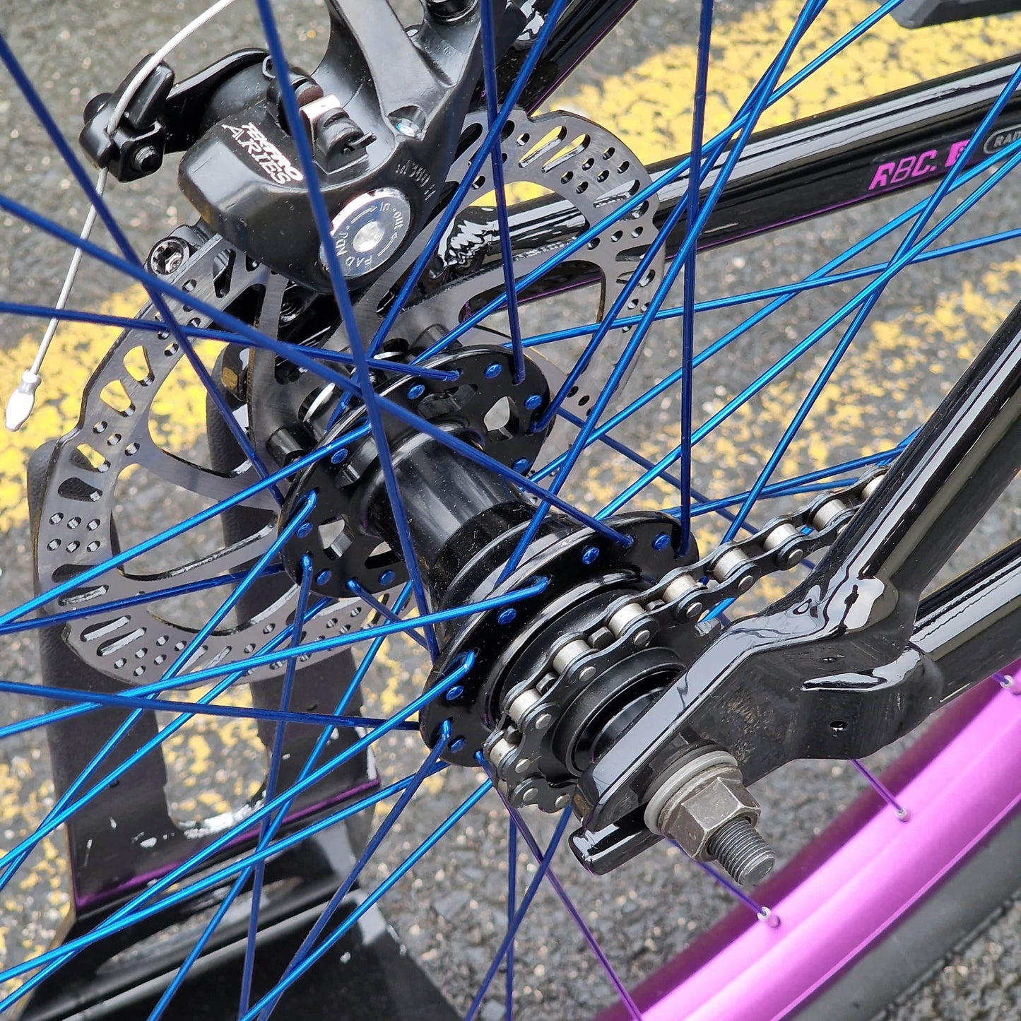 Radio Wheelie Parts Black/Purple Radio Legion 29 Inch Wheelie Bike Black / Purple