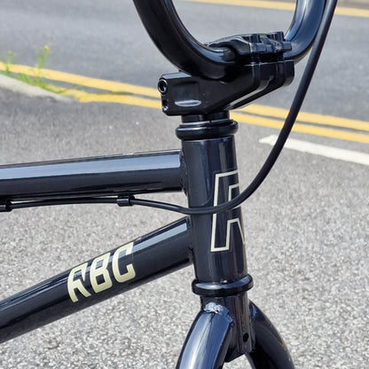 Radio BMX Bikes Radio Revo Pro 18 Inch Bike Graphite Deluxe