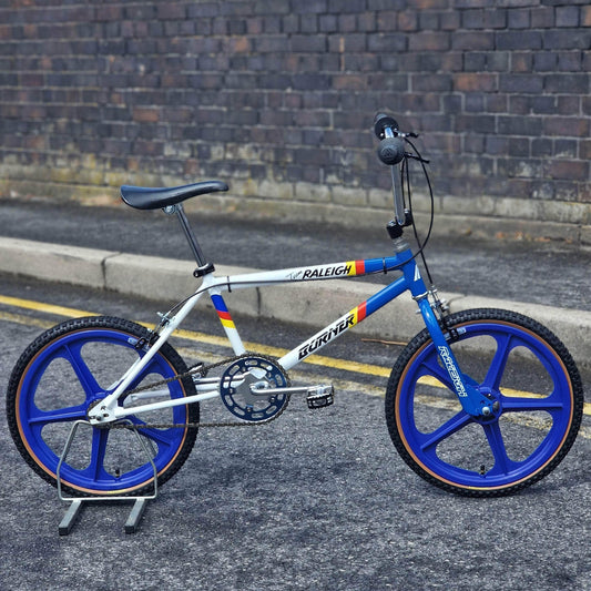Raleigh Old School BMX Bikes Raleigh Mk 2 Burner Team Special Bike with Blue Skyway Tuff Wheels