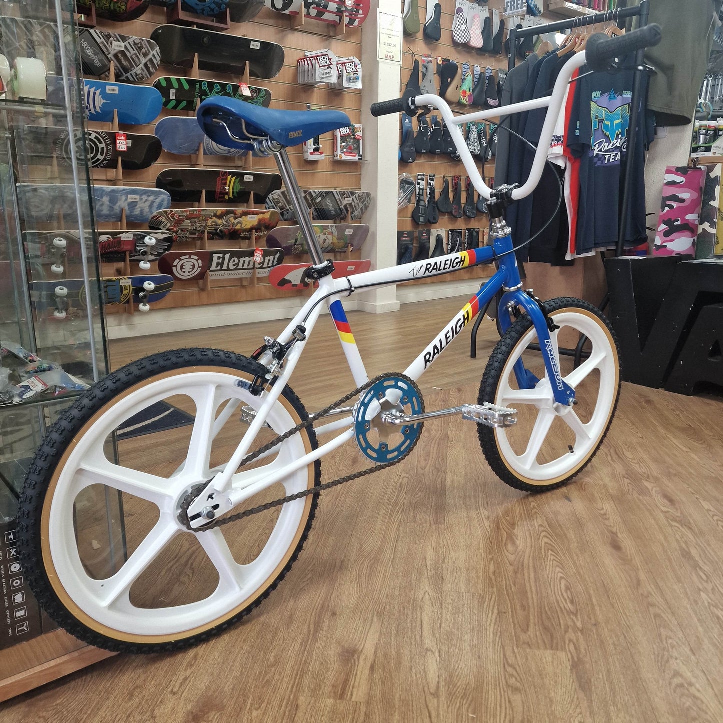 Raleigh Old School BMX Bikes Raleigh Mk 2 Burner Team Special Bike with Skyway Tuff Wheels